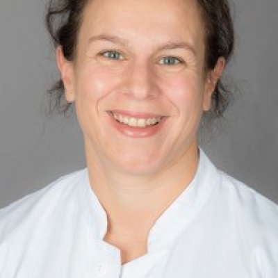 Dr. Sandra Kurz