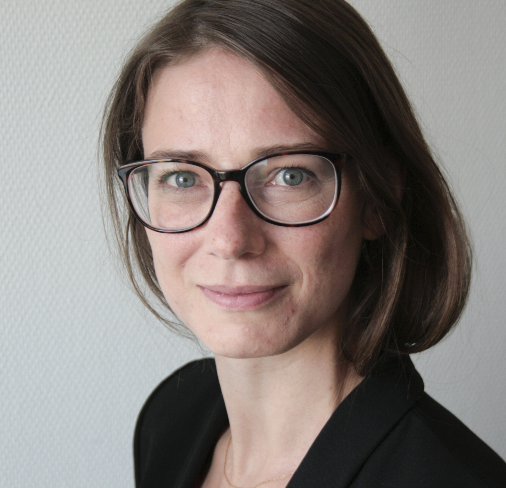 Profilbild von Dr. Caroline Surmann
