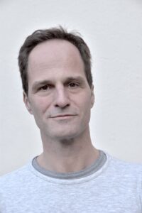 Profilbild von Prof. Oliver Krämer