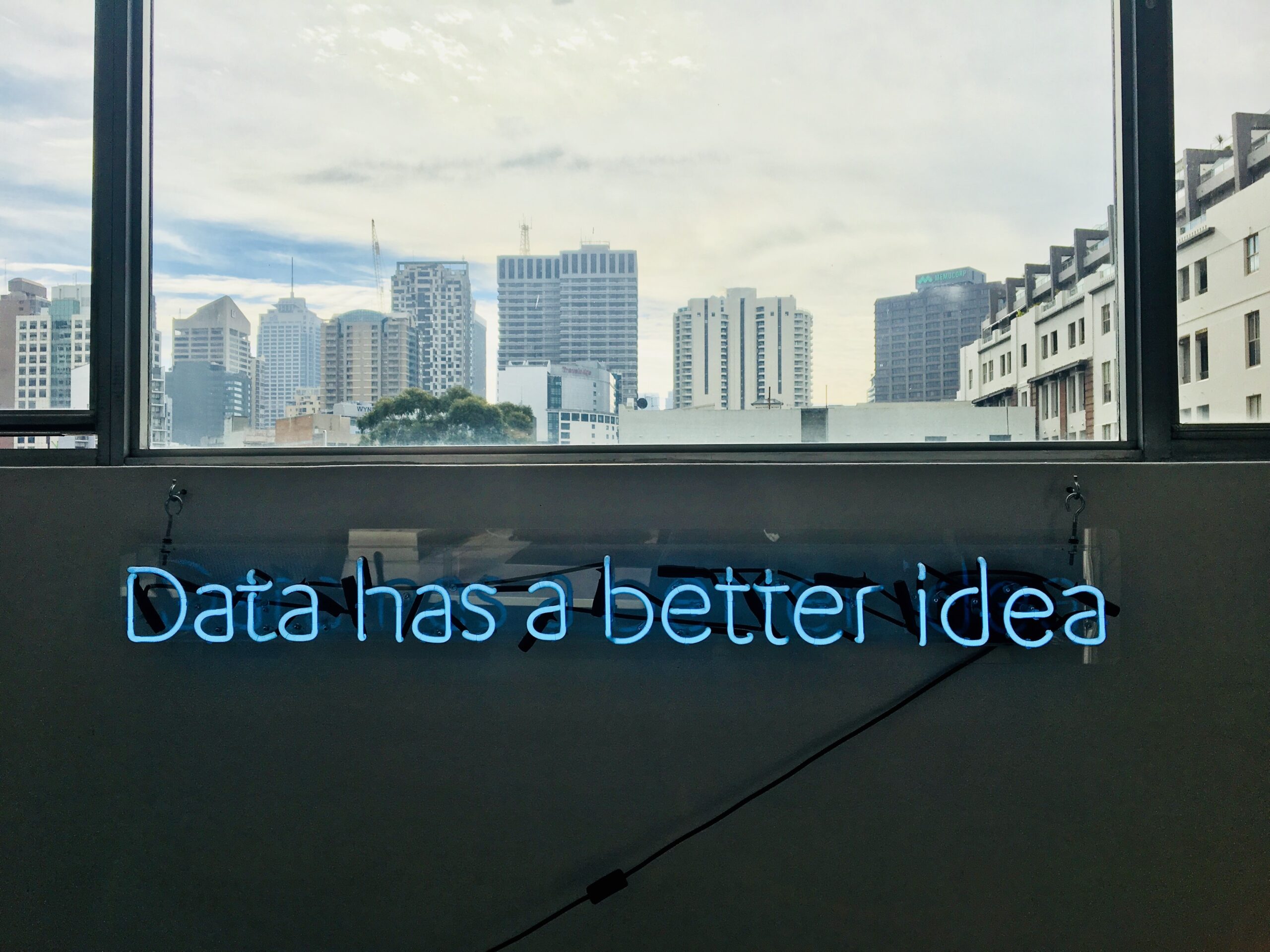 Bild: "Data has a better Idea"