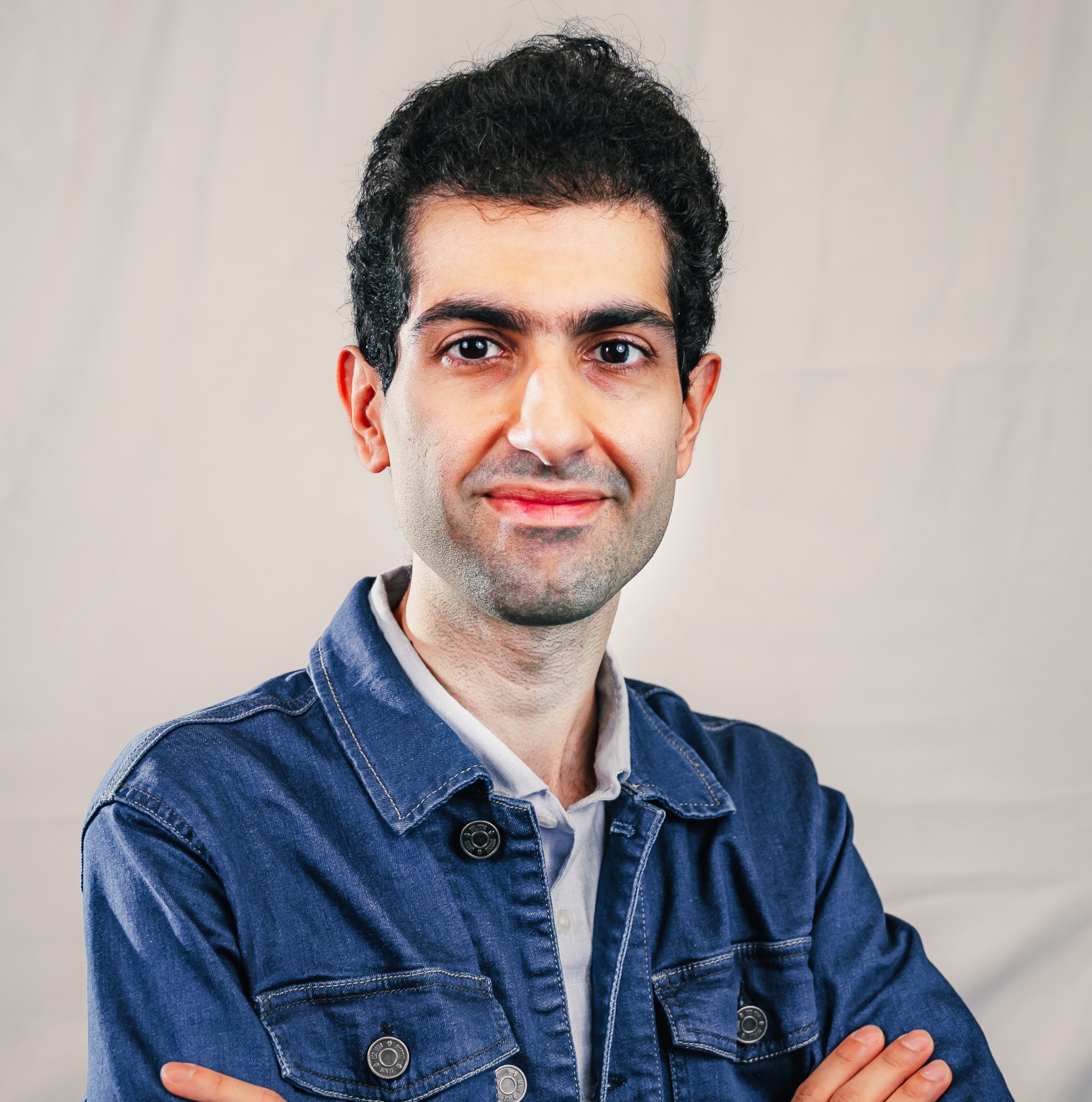 Amir Alidoust (1)