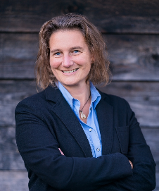 Dr. Sandra Winheller