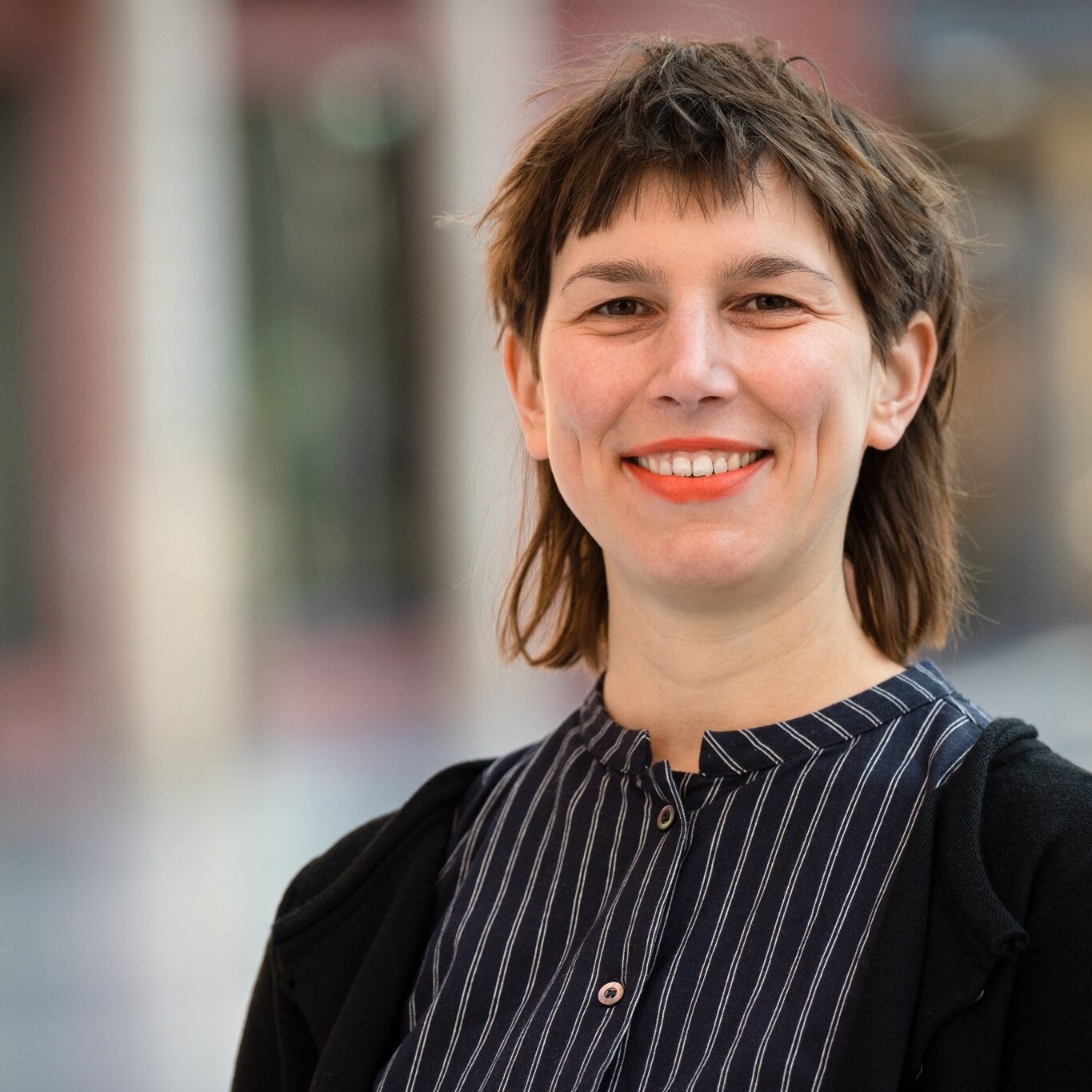 promoviert derzeit am Fach Religionswissenschaft zum Schwerpunkt Gender und Religion. Seit März 2022 ist sie außerdem Gesamtprojektkoordinatorin des HessenHub und Leiterin der Gemeinsamen Servicestelle.